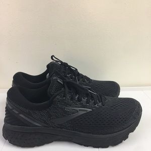 Brooks Ghost 11 size 10